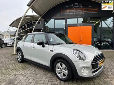 tweedehands Mini Cooper 1.55 Deurs Navi AppleCarPlay NL-Auto