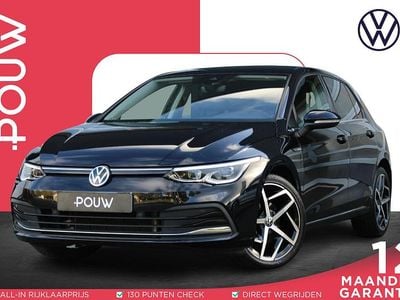 Zwart Gebruikt 2020 VW Golf VII Active Hatchback | € 22.450 (Eerlijke prijs)