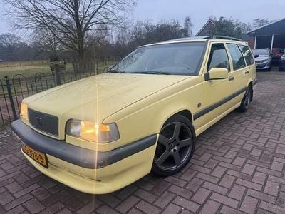 Geel Occasion 1994 Volvo 850 Stationwagen | € 16.999