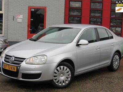 tweedehands VW Jetta 1.6 FSI Comfortline Business ,CLIMA, CR CONTROL ,