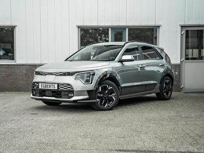Grijs Occasion 2023 Kia e-Niro SUV | € 28.950 (Eerlijke prijs)