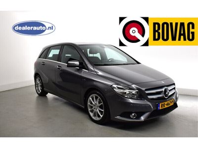 tweedehands Mercedes B180 Ambition Stoelverwarming, Airco, Achteruitrijcamera, Bluetooth telefoon, Parkeer sensoren voor en achter Spiegels automatisch inklapbaar, Getind glas.