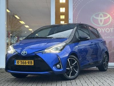 Blauw Occasion 2017 Toyota Yaris Hybrid Hatchback | € 13.749 (Iets duurder)