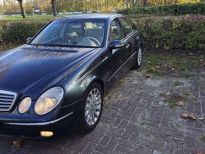 Blauw Gebruikt 2002 Mercedes E240 Elegance Sedan | € 2.800