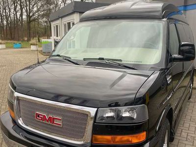 GMC Savana