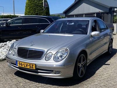 Mercedes E240