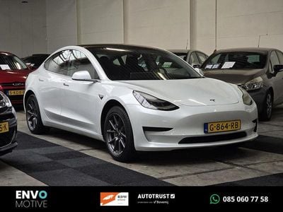 Occasion Tesla Model 3 Standard Range 239 kW (325 PK) 2019 Wit (parellak) Sedan