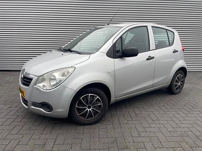 Zilver (metallic) Gebruikt 2009 Opel Agila Hatchback | € 1.399 (Eerlijke prijs)