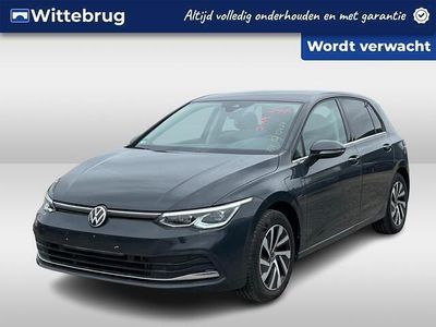 tweedehands VW Golf VIII 1.4 eHybrid 204pk DSG Style / Virtual Cockpit / LED Plus / Navi / Memory Seat / Stuur en Stoelverwarming