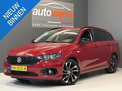 Rood Gebruikt 2017 Fiat Tipo S Stationwagen | € 16.000 (Duur)