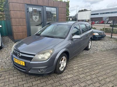 Occasion Opel Astra Elegance 2005 Grijs (metallic) Stationwagen