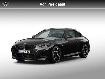 Saphirschwarz metallic (zwart metallic) Nieuw 2026 BMW 220 M Sport Coupé | € 74.003 (Eerlijke prijs)