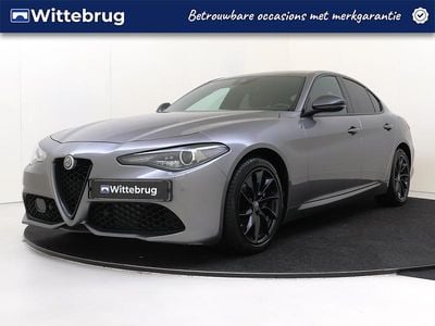 Grijs Gebruikt 2020 Alfa Romeo Giulia Super Sedan | € 28.925 (Goede deal)