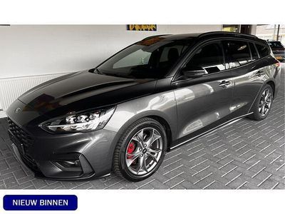Grijs Occasion 2021 Ford Focus ST-Line Stationwagen | € 16.950 (Eerlijke prijs)