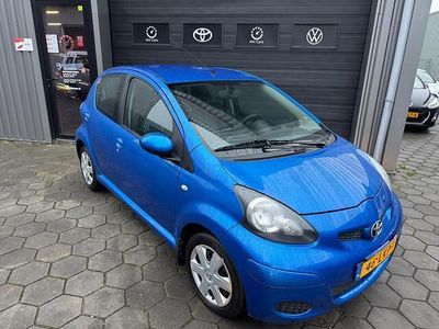Blauw Gebruikt 2010 Toyota Aygo Comfort Hatchback | € 3.475 (Eerlijke prijs)