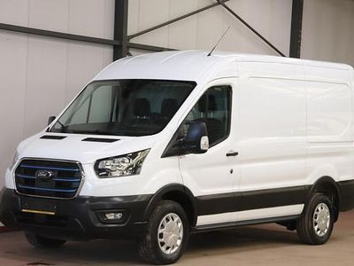 Wit Gebruikt 2024 Ford E-Transit Trend Van | € 40.900 (Duur)