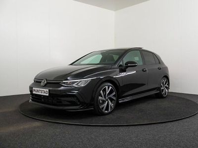 tweedehands VW Golf VIII 1.5 eTSI 150PK R-Line DSG | Pano.Dak | Camera | Navigatie | Stoelverwarming | Harman Kardon | Apple CarPlay | Adaptive Cruise | Getint Glas |