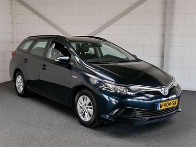 Grijs Occasion 2017 Toyota Auris Hybrid Stationwagen | € 14.250 (Goede deal)