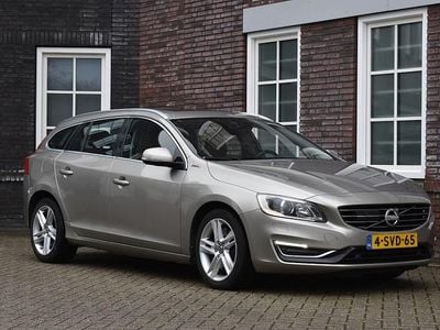 Grijs Occasion 2013 Volvo V60 Summum Stationwagen | € 5.850