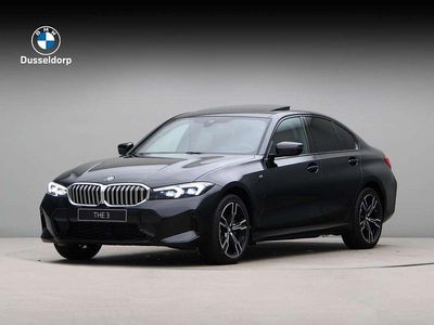 Zwart Occasion 2025 BMW 330e M Sport Sedan | € 64.255