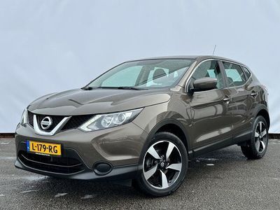 tweedehands Nissan Qashqai 1.2 Acenta Sportvelgen | LED | Cruise | Radio CD |