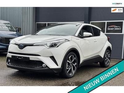 Wit (metallic) Gebruikt 2019 Toyota C-HR Elegant SUV | € 21.250 (Goede deal)