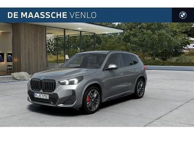 Zwart Nieuw 2025 BMW X1 M Sport SUV | € 73.666 (Iets duurder)