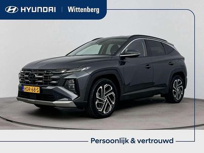 Cypress green metallic (t2p) Occasion 2025 Hyundai Tucson Premium SUV | € 39.799 (Eerlijke prijs)