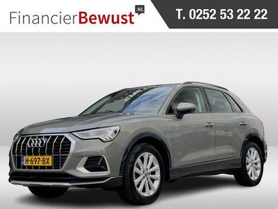 Grijs Gebruikt 2020 Audi Q3 Business SUV | € 24.900 (Eerlijke prijs)