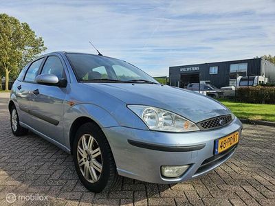 tweedehands Ford Focus 1.6-16V Futura