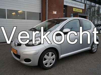 Grijs Occasion 2012 Toyota Aygo Comfort Hatchback | € 2.945 (Goede deal)