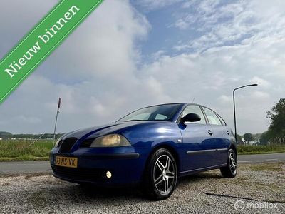 Blauw Gebruikt 2004 Seat Ibiza Sport Hatchback | € 1.495 (Eerlijke prijs)