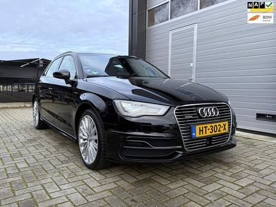Zwart Occasion 2015 Audi A3 Sportback Ambition Hatchback | € 14.250 (Eerlijke prijs)
