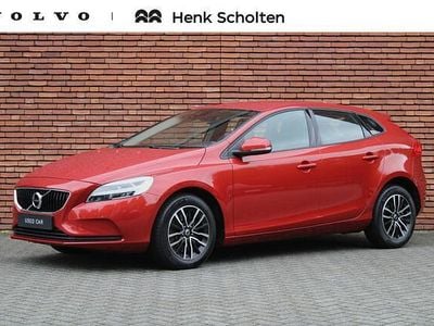 Occasion Volvo V40 123 PK (90 kW) 2019 Oranje Hatchback