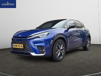 Blauw Occasion 2025 Lexus LBX SUV | € 42.950 (Iets duurder)