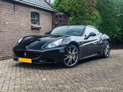 Zwart Gebruikt 2010 Ferrari California Cabriolet | € 69.999