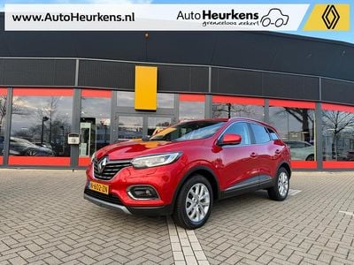 Rood Occasion 2022 Renault Kadjar Zen SUV | € 18.640