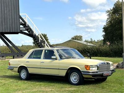 Geel Occasion 1977 Mercedes S280 Sedan | € 31.950