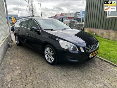 tweedehands Volvo V60 1.6 T3 Momentum