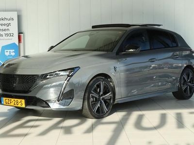 Grijs Occasion 2025 Peugeot 308 GT Hatchback | € 32.895