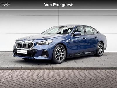 Blauw Occasion 2025 BMW i5 M Sport Sedan | € 54.900