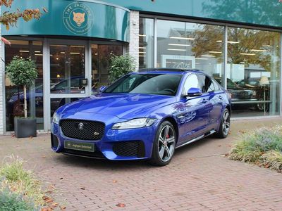 Blauw Gebruikt 2017 Jaguar XF S Sedan | € 39.950