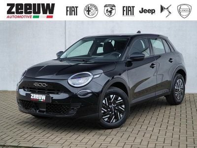 Nieuw Fiat 600 Urban 101 PK (74 kW) 2025 Blauw SUV