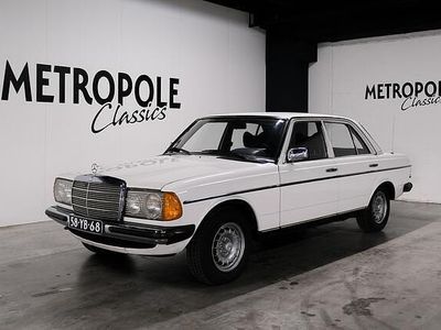 Occasion Mercedes 230 109 PK (80 kW) 1977 Wit Sedan