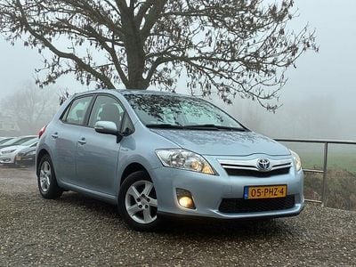 Blauw Gebruikt 2011 Toyota Auris Hatchback | € 5.975 (Eerlijke prijs)