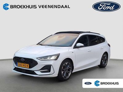 Wit Occasion 2024 Ford Focus ST-Line X Stationwagen | € 26.800 (Iets duurder)