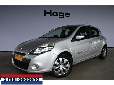 tweedehands Renault Clio R.S. 1.5 dCi Collection 5 deu Airco ECC Navigatie Cruise control NAP Inruil mogelijk