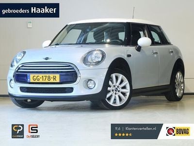Wit Occasion 2015 Mini Cooper Business Hatchback | € 9.900 (Goede deal)