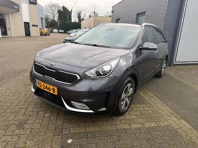 Grijs Gebruikt 2019 Kia Niro SUV | € 18.950 (Eerlijke prijs)