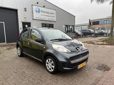 Grijs Gebruikt 2011 Peugeot 107 Hatchback | € 2.150 (Goede deal)
